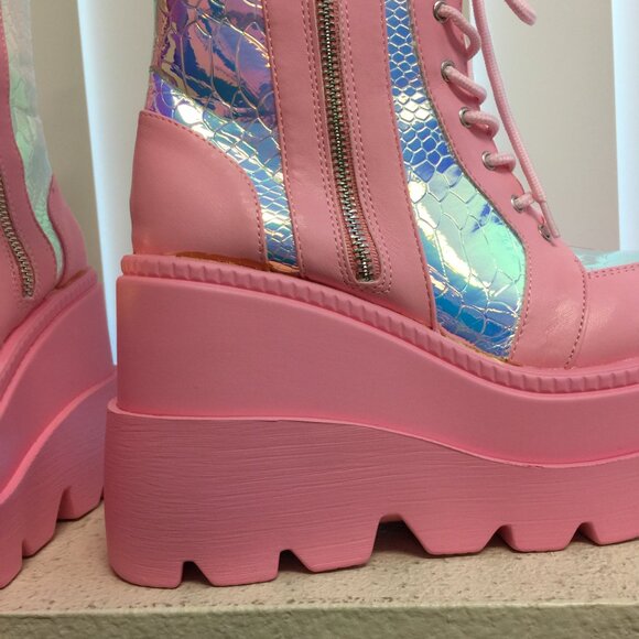 Worn once- Cape Robbin Pink Poison Platforms Boots in Pink/7 - Picture 10 of 12